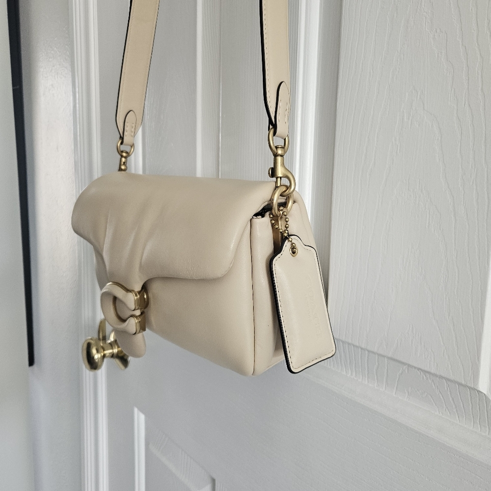 NWOT Coach Pillow Tabby 26- Ivory - Picture 4 of 16